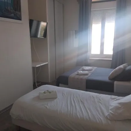L'hotel Du Hotel